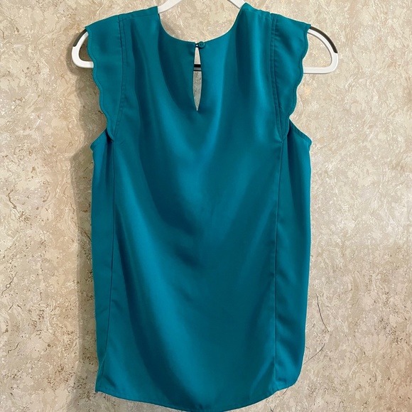 41 Hawthorn teal scalloped sleeved blouse - medium - Picture 3 of 7